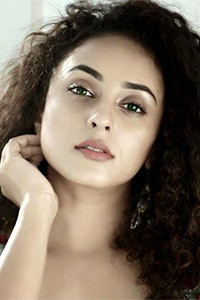 Pearle Maaney