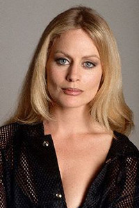 Beverly D'Angelo