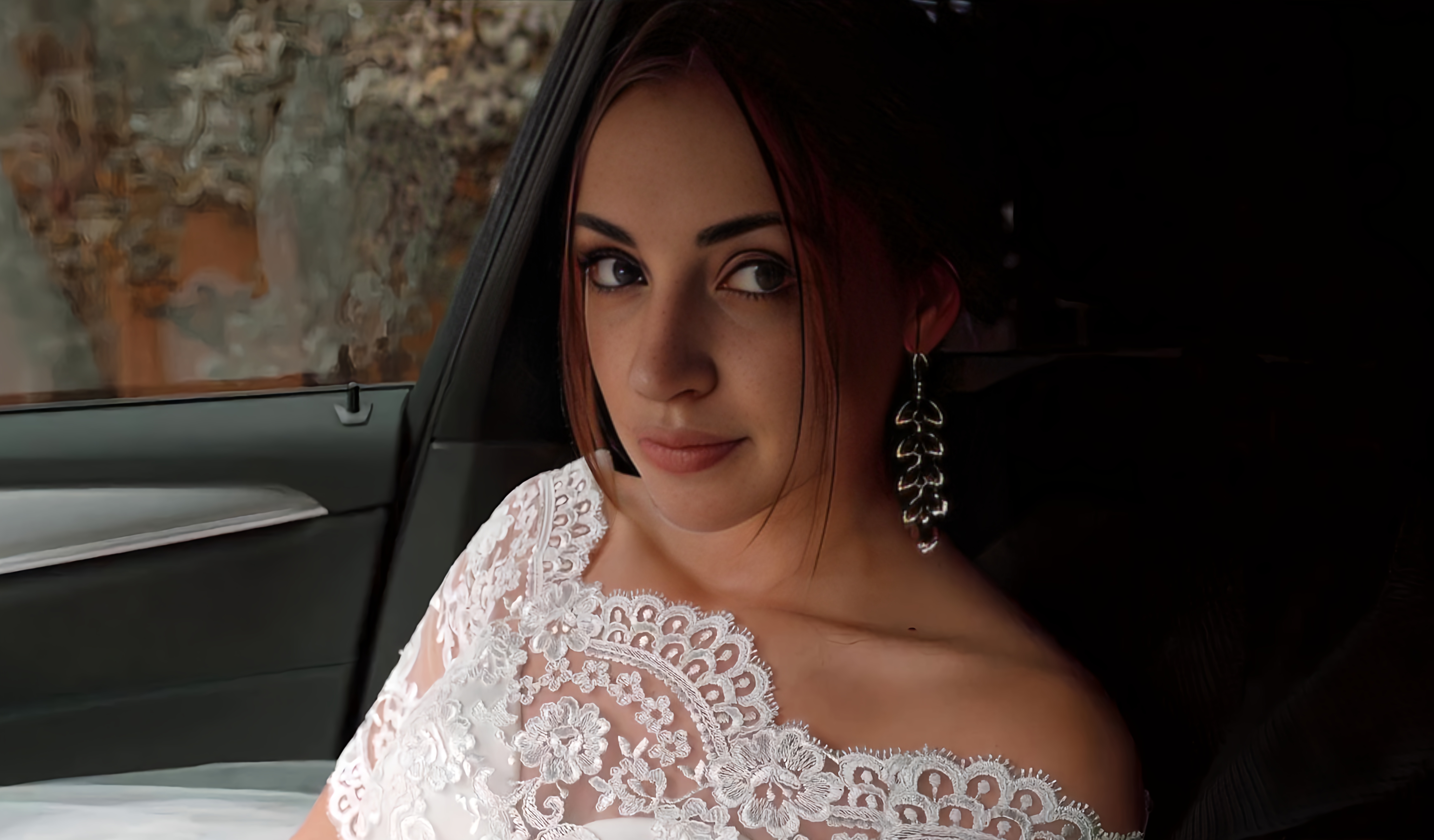 not Gibi ASMR - Runaway Bride