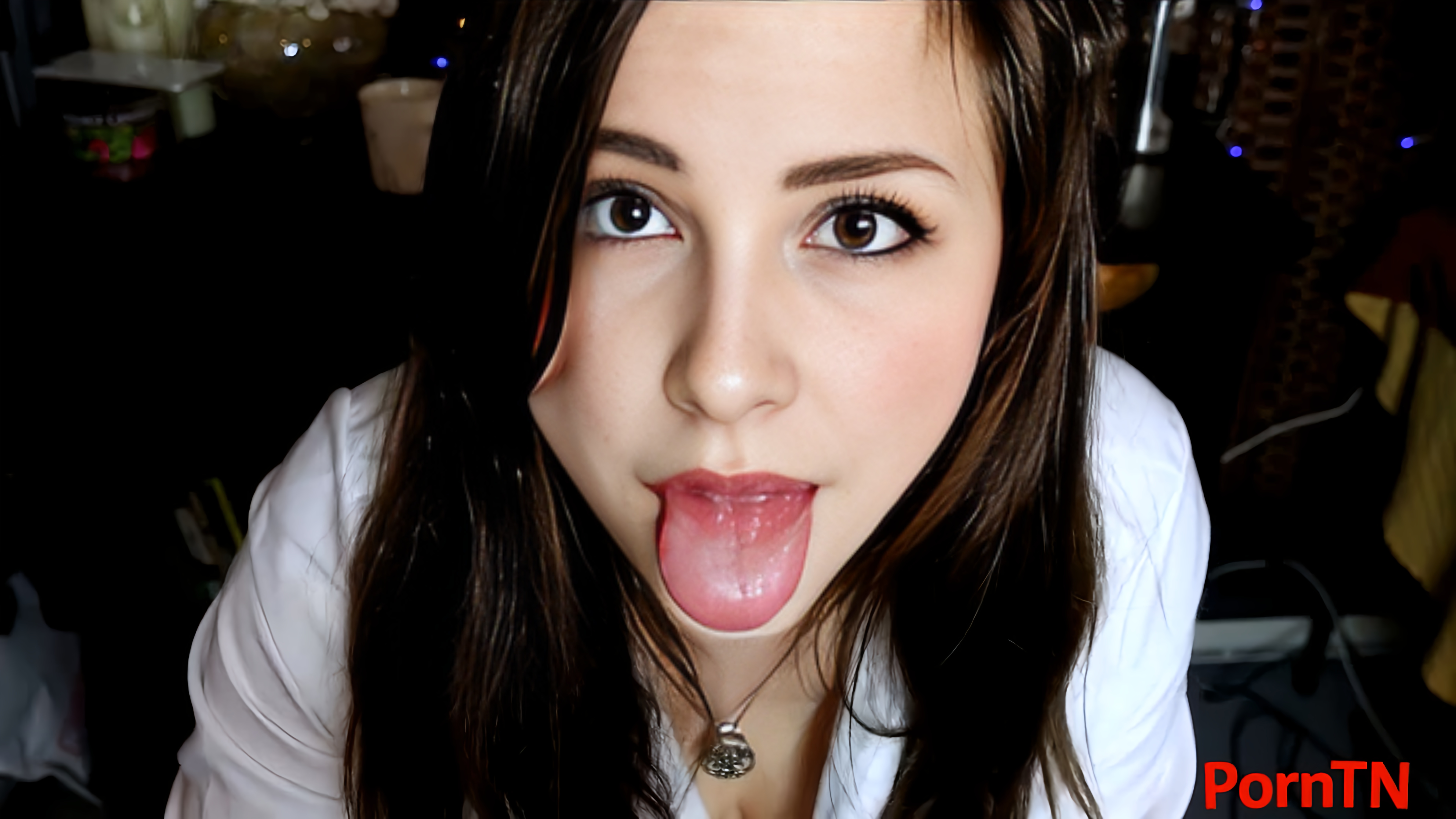 not Lena Meyer-Landrut - Good Lil Secretary (JOI)