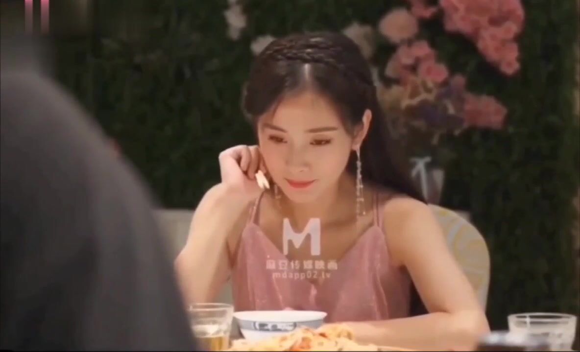 杨幂 Yang Mi 必须要照顾好新邻居 无码  full video : 11:34